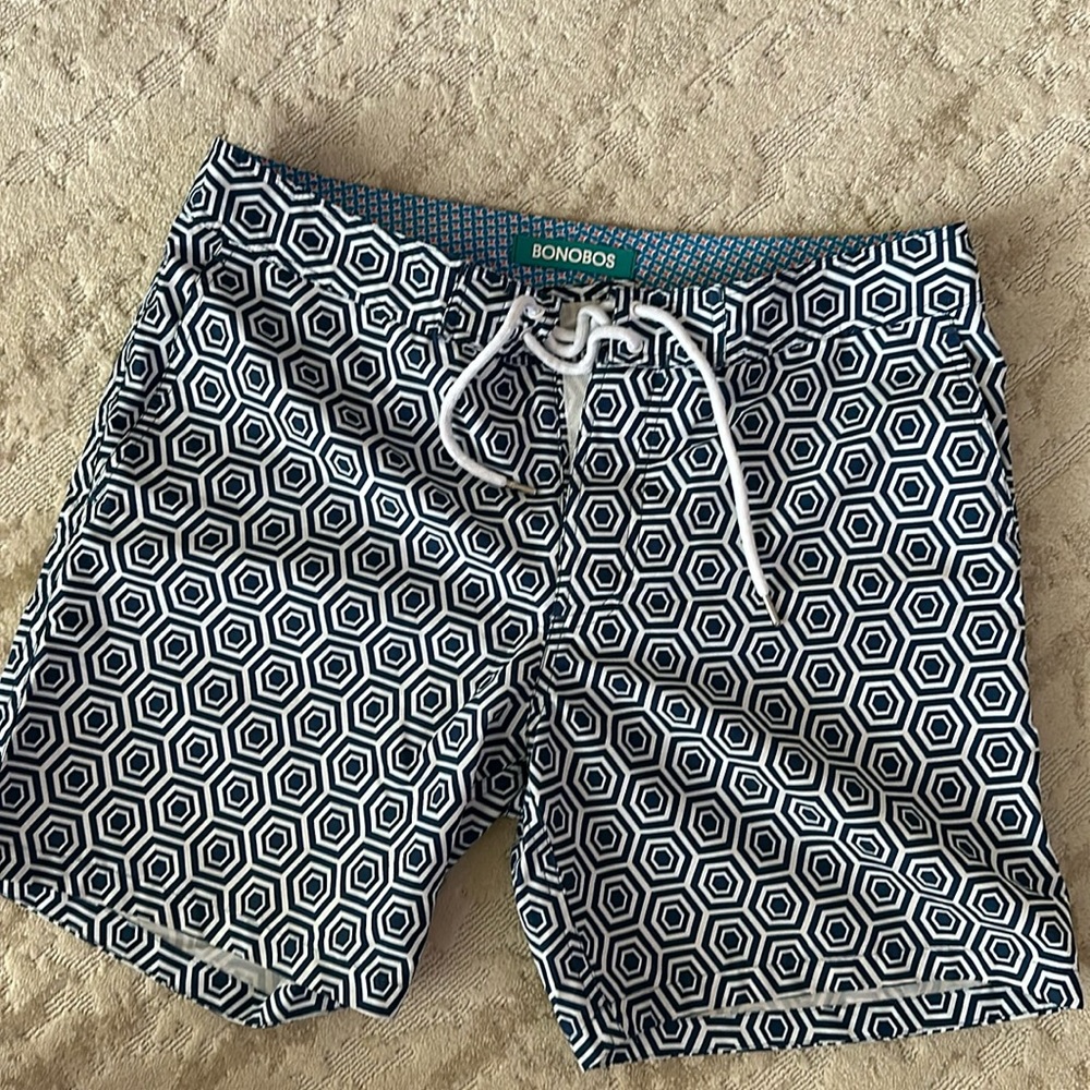 Bonobos premium 7” swim trunks- Medium- no flaws
